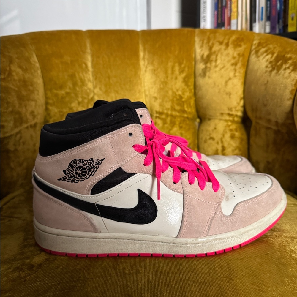 The Air Jordan 1 Mid Crimson Tint Hyper Pink Size 11 Good Condition